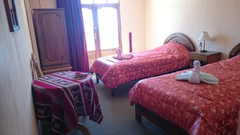 Hostal Real Los Andes Del Lago Copacabana  Zimmer foto
