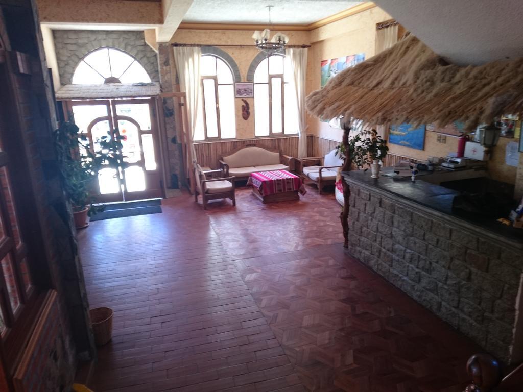 Hostal Real Los Andes Del Lago Copacabana  Exterior foto