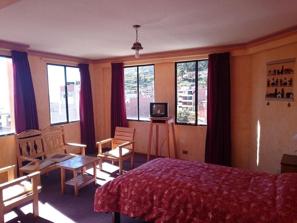 Hostal Real Los Andes Del Lago Copacabana  Exterior foto