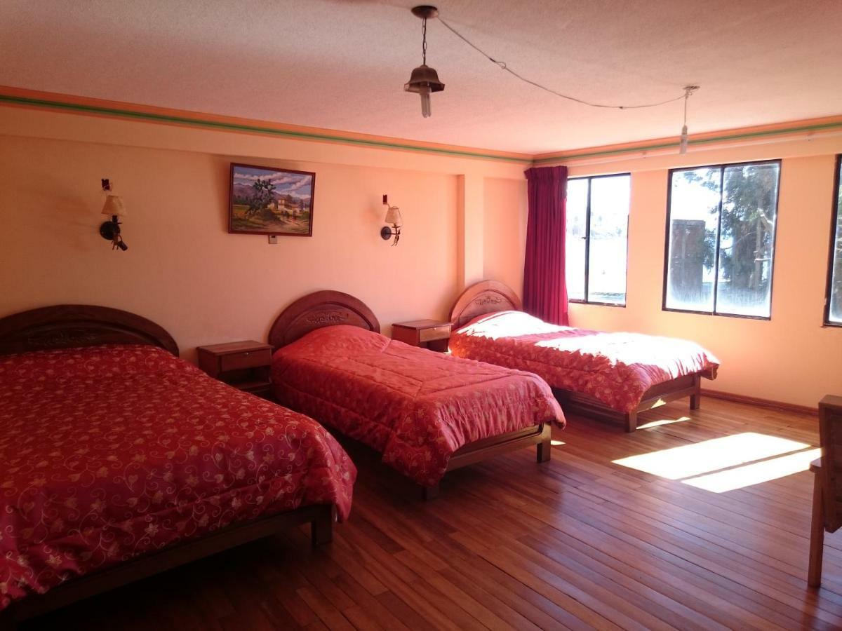 Hostal Real Los Andes Del Lago Copacabana  Exterior foto